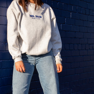 GREY CREWNECK